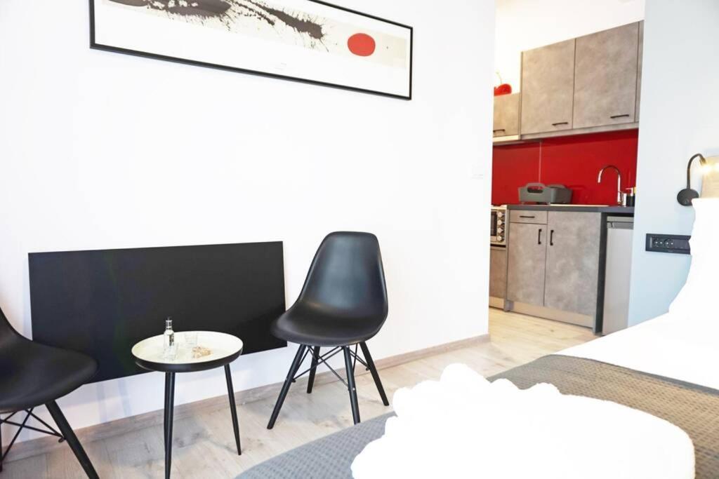 חאניה C-Home Studio In The Heart Of Chania מראה חיצוני תמונה